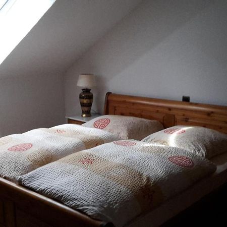 Altes Saengerheim Hotel Quierschied ภายนอก รูปภาพ